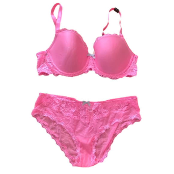 Victoria's Secret Other - Victoria’s Secret NWT bra set